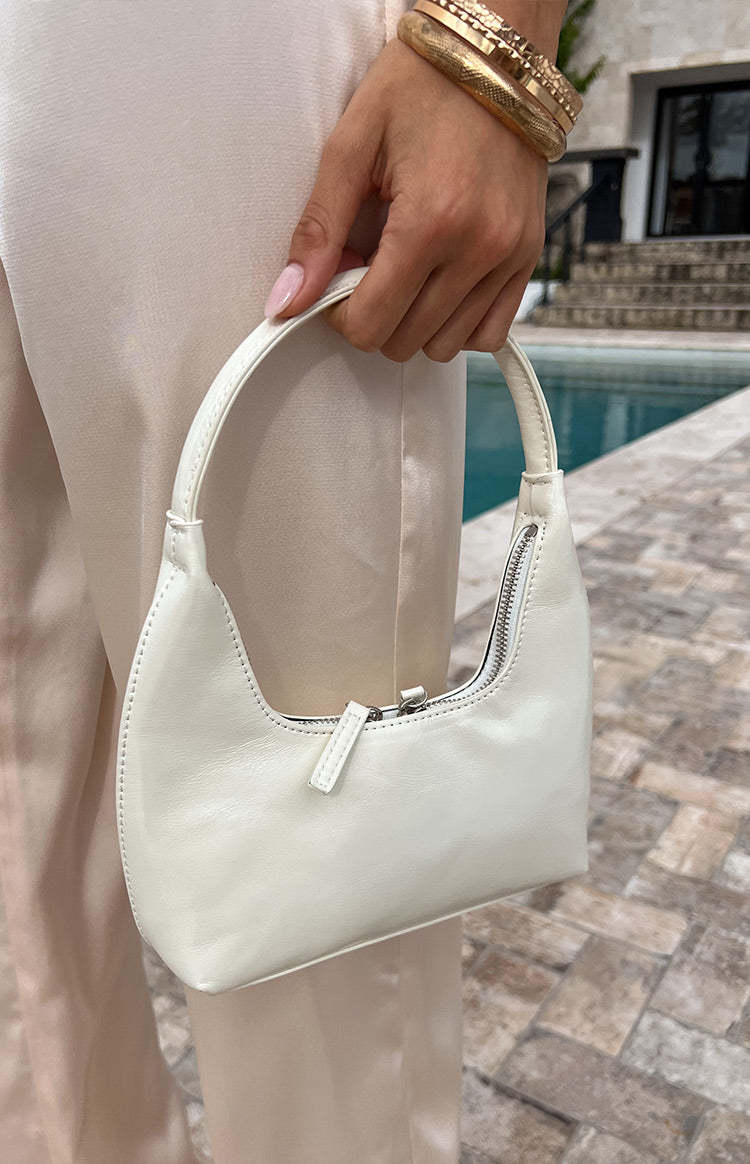 Brunswick White Shoulder Bag-Vavasi.All Rights Reserved.