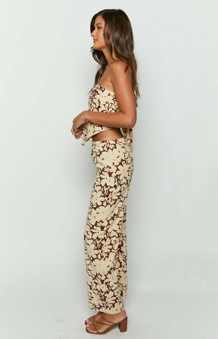 Celosia Cream Floral Pants-Vavasi.All Rights Reserved.