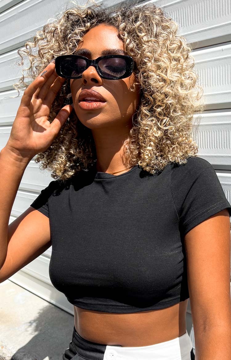 Chantal Black Cropped Tee-Vavasi.All Rights Reserved.