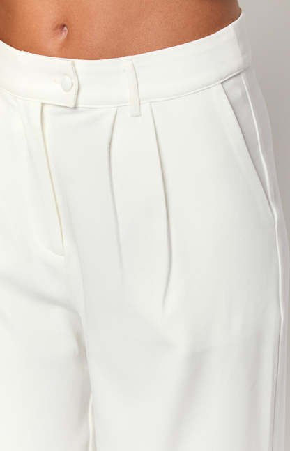 Dien White Tailored Pants-Vavasi.All Rights Reserved.