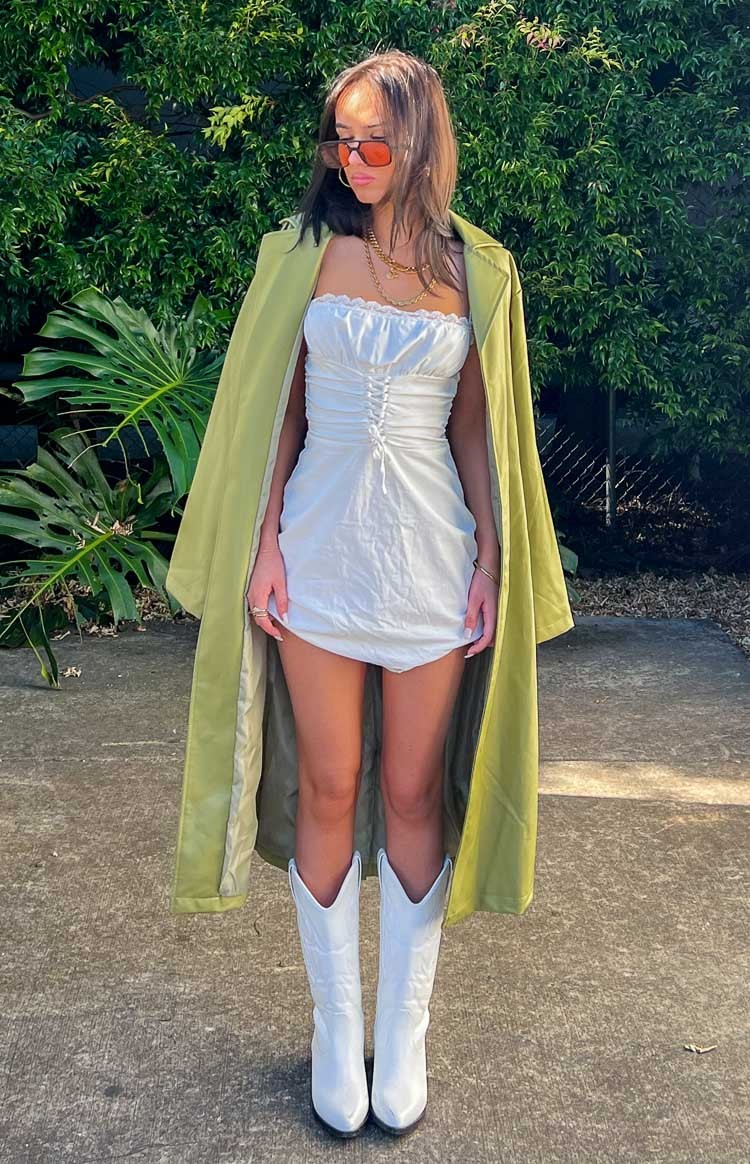 Daisy White Mini Dress-Vavasi.All Rights Reserved.