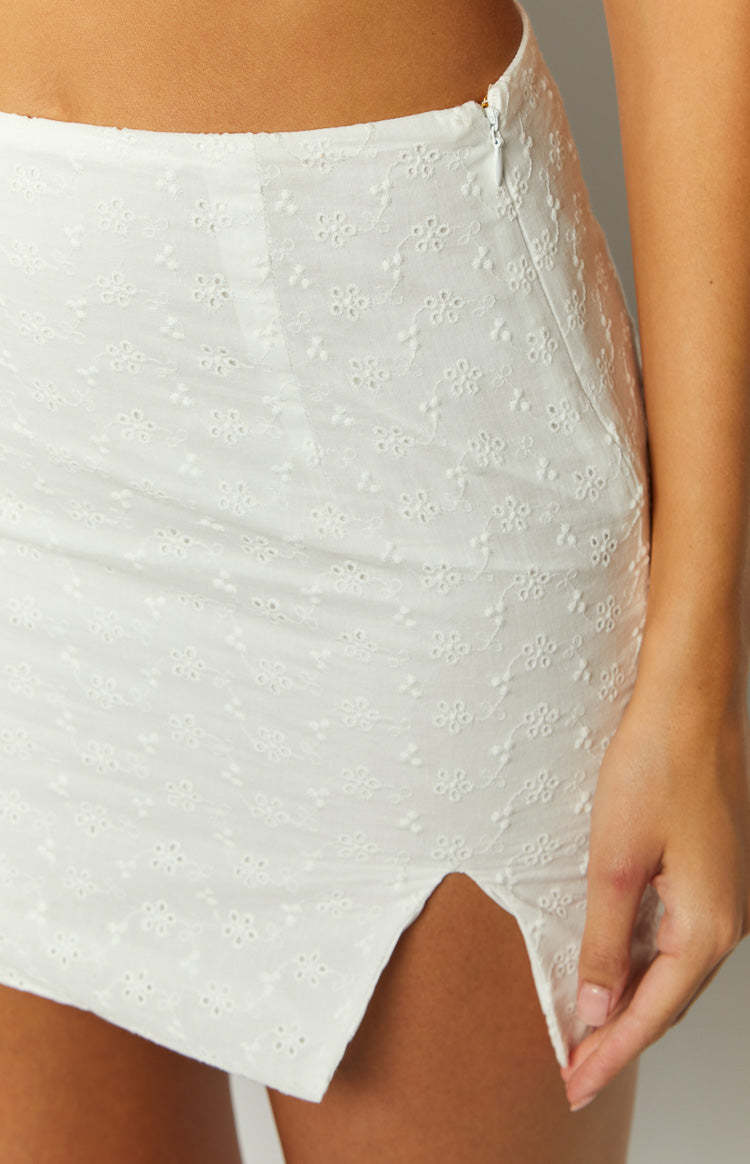 Dallas White Mini Skirt-Vavasi.All Rights Reserved.
