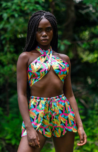 Danna Wrap Shorts Tropical-Vavasi.All Rights Reserved.