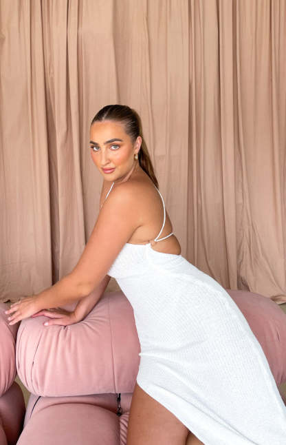 Delaney White Knit Midi Dress-Vavasi.All Rights Reserved.