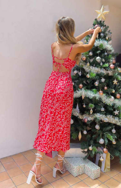 Delphine Red Floral Midi Dress-Vavasi.All Rights Reserved.