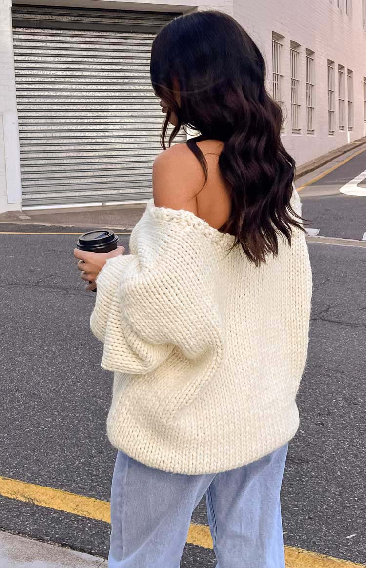 Delvey Cream Chunky Knit Sweater-Vavasi.All Rights Reserved.