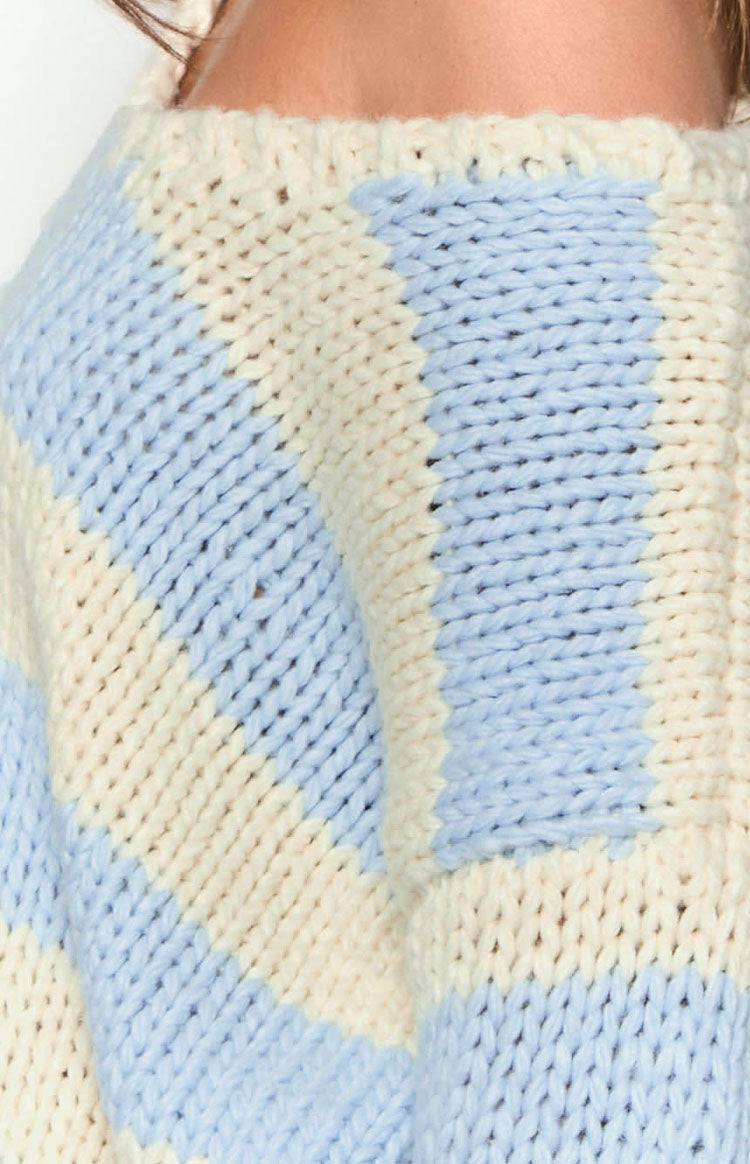 Delvey Light Blue Striped Chunky Knit Sweater-Vavasi.All Rights Reserved.