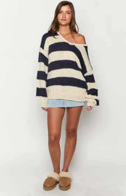 Delvey Navy Striped Chunky Knit Sweater-Vavasi.All Rights Reserved.
