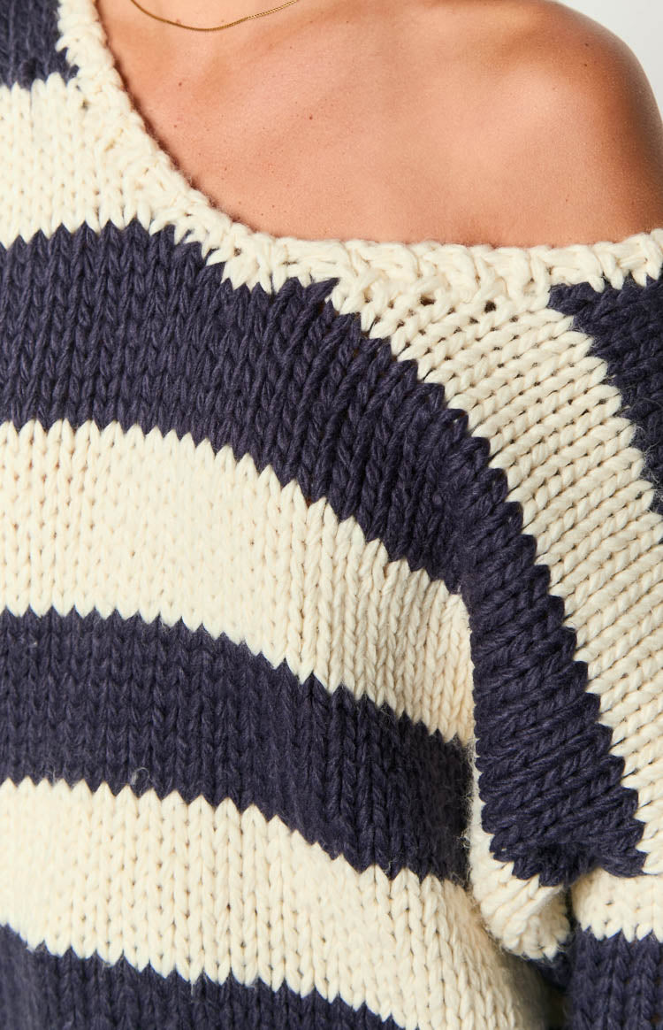 Delvey Navy Striped Chunky Knit Sweater-Vavasi.All Rights Reserved.