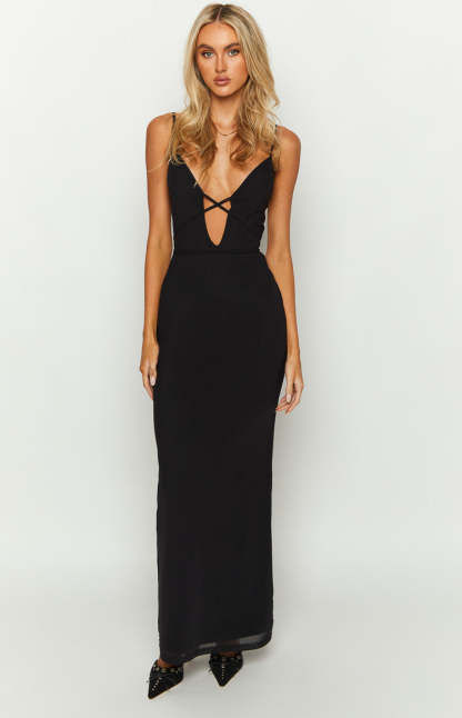 Dilara Black Maxi Dress-Vavasi.All Rights Reserved.