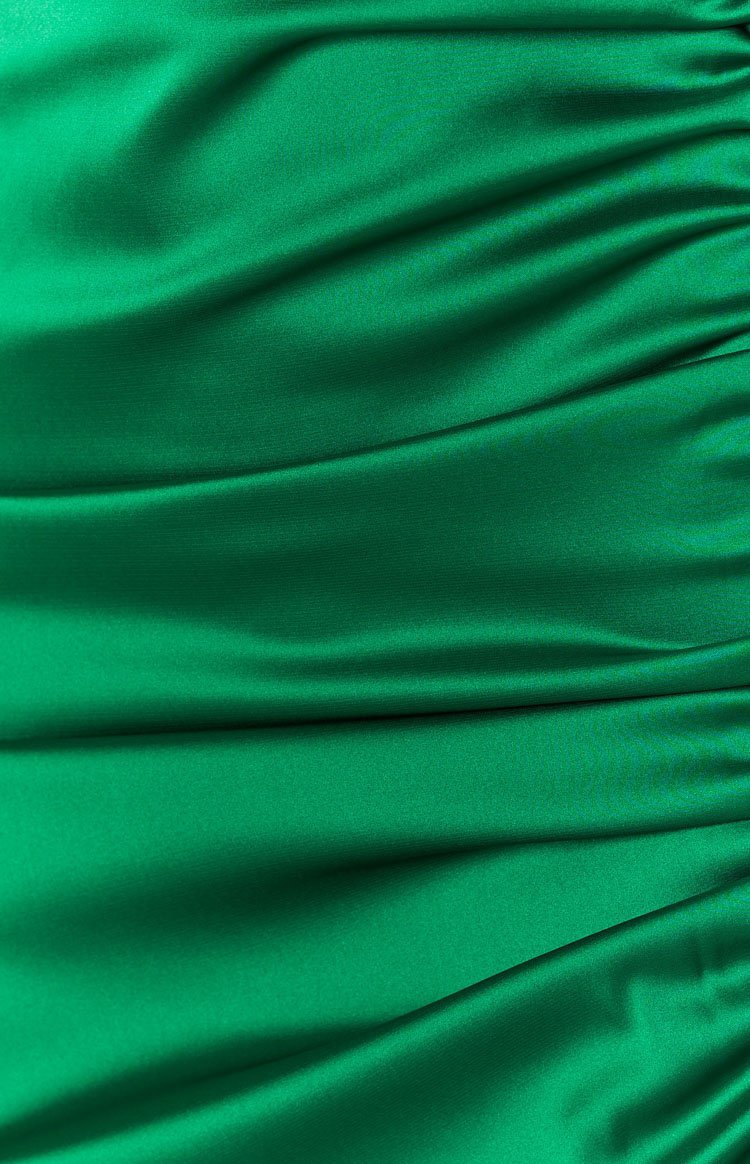 Dreams Formal Dress Emerald-Vavasi.All Rights Reserved.
