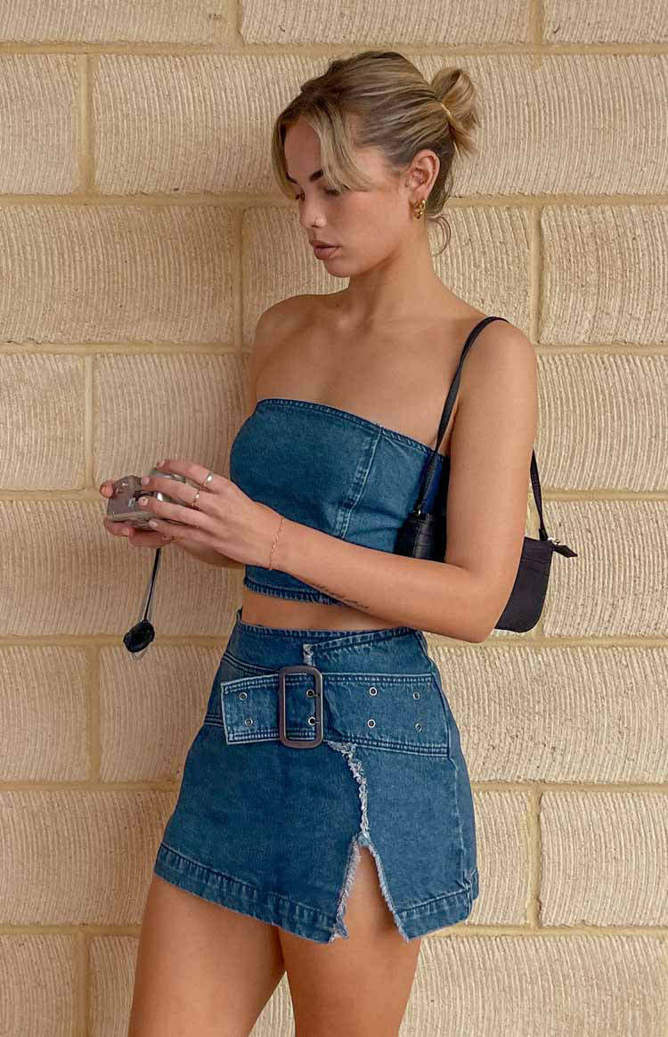 Elouise Buckle Denim Mini Skirt-Vavasi.All Rights Reserved.