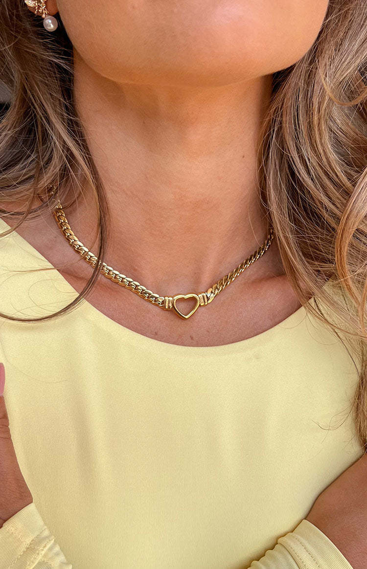 Everly Gold Plated Stainless Steel Heart Necklace-Vavasi.All Rights Reserved.