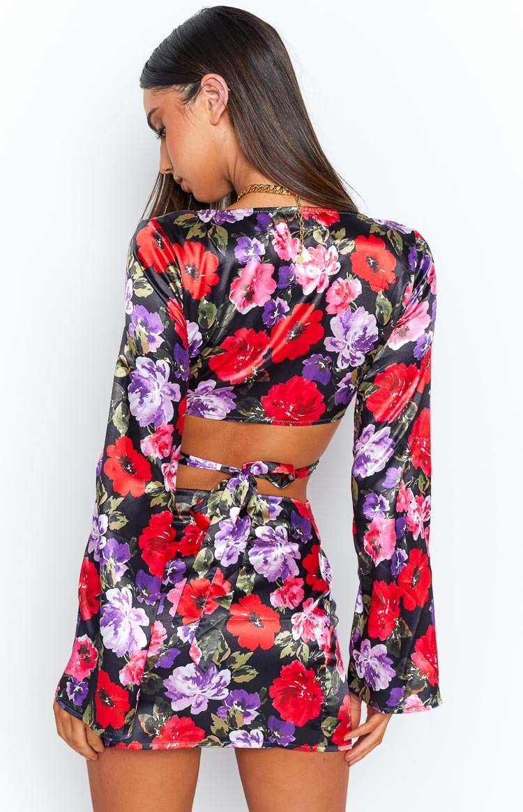 Farafra Red Front Wrap Top-Vavasi.All Rights Reserved.