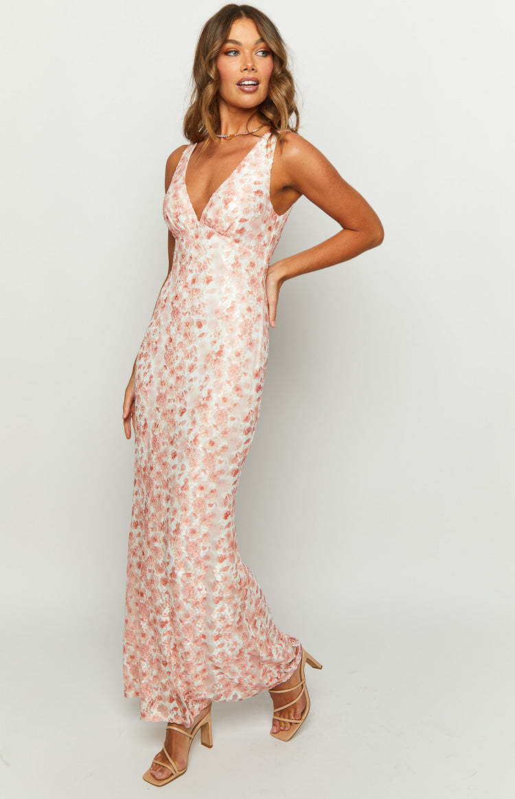 Farida Peach Lace Maxi Dress-Vavasi.All Rights Reserved.