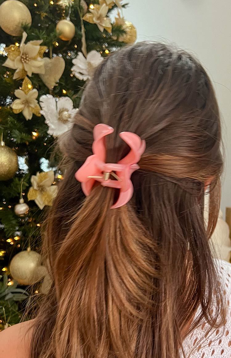 Frangipani Pink Flower Clip-Vavasi.All Rights Reserved.