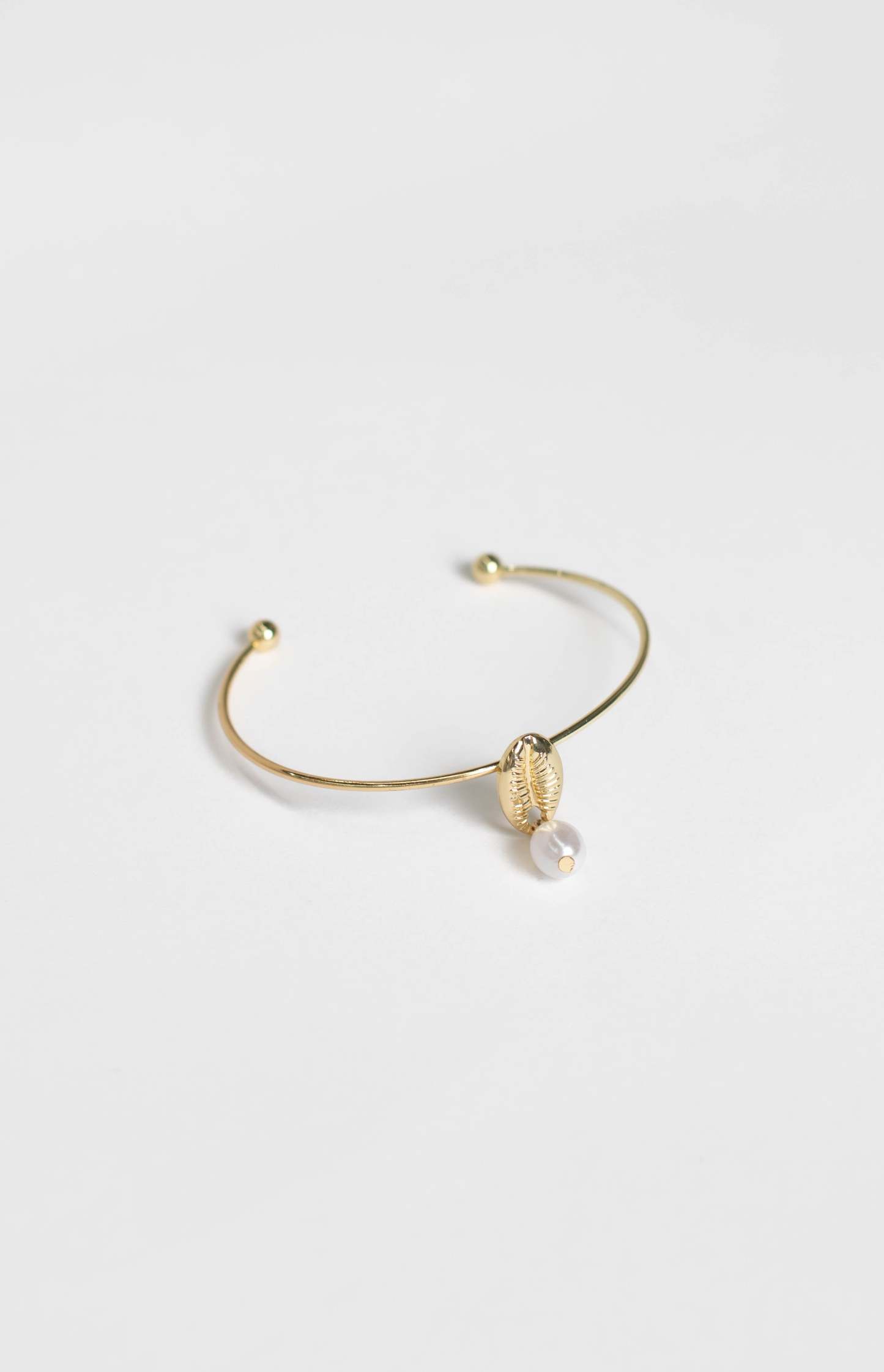Gia Gold Bracelet Set-Vavasi.All Rights Reserved.