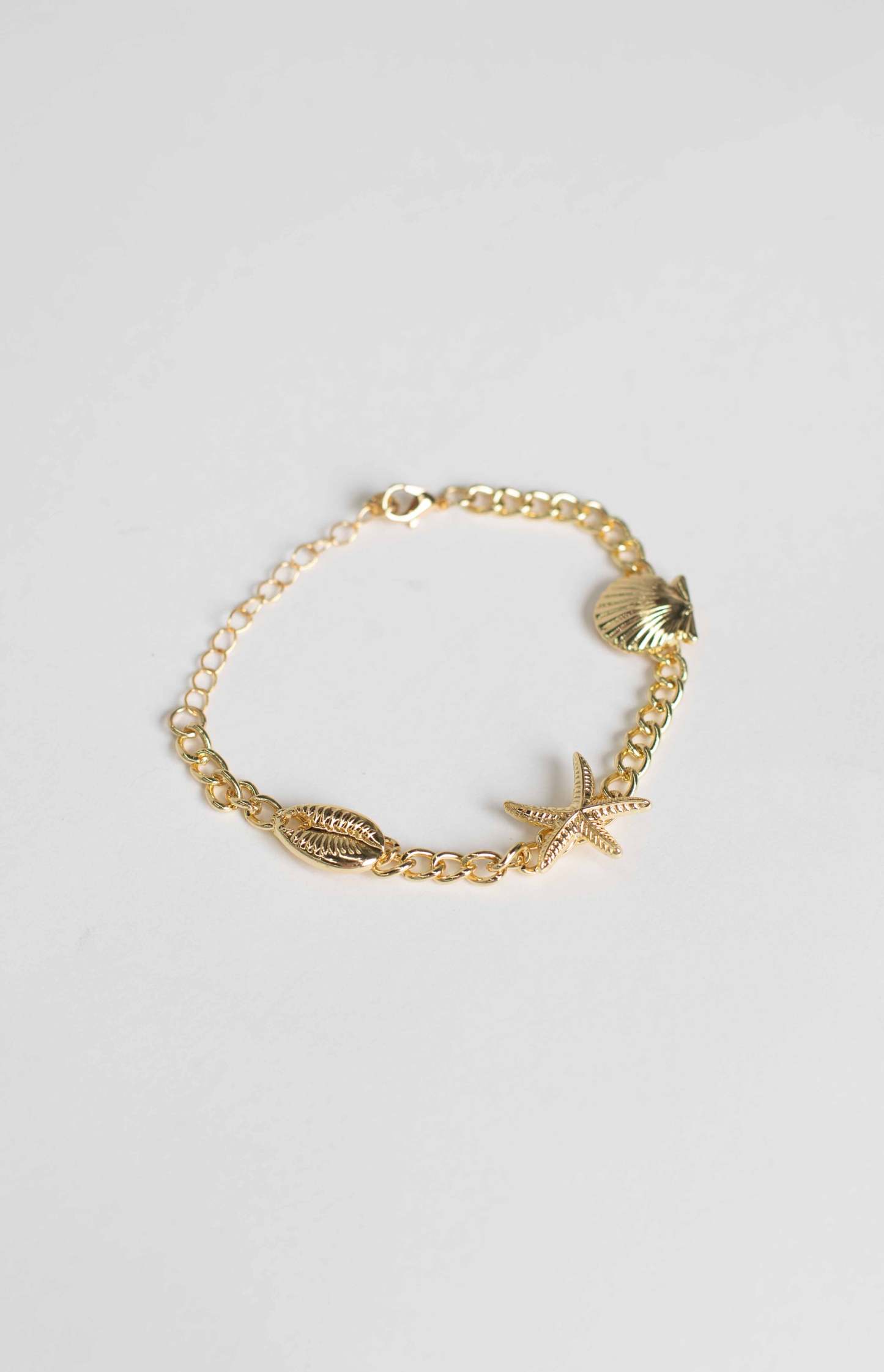 Gia Gold Bracelet Set-Vavasi.All Rights Reserved.