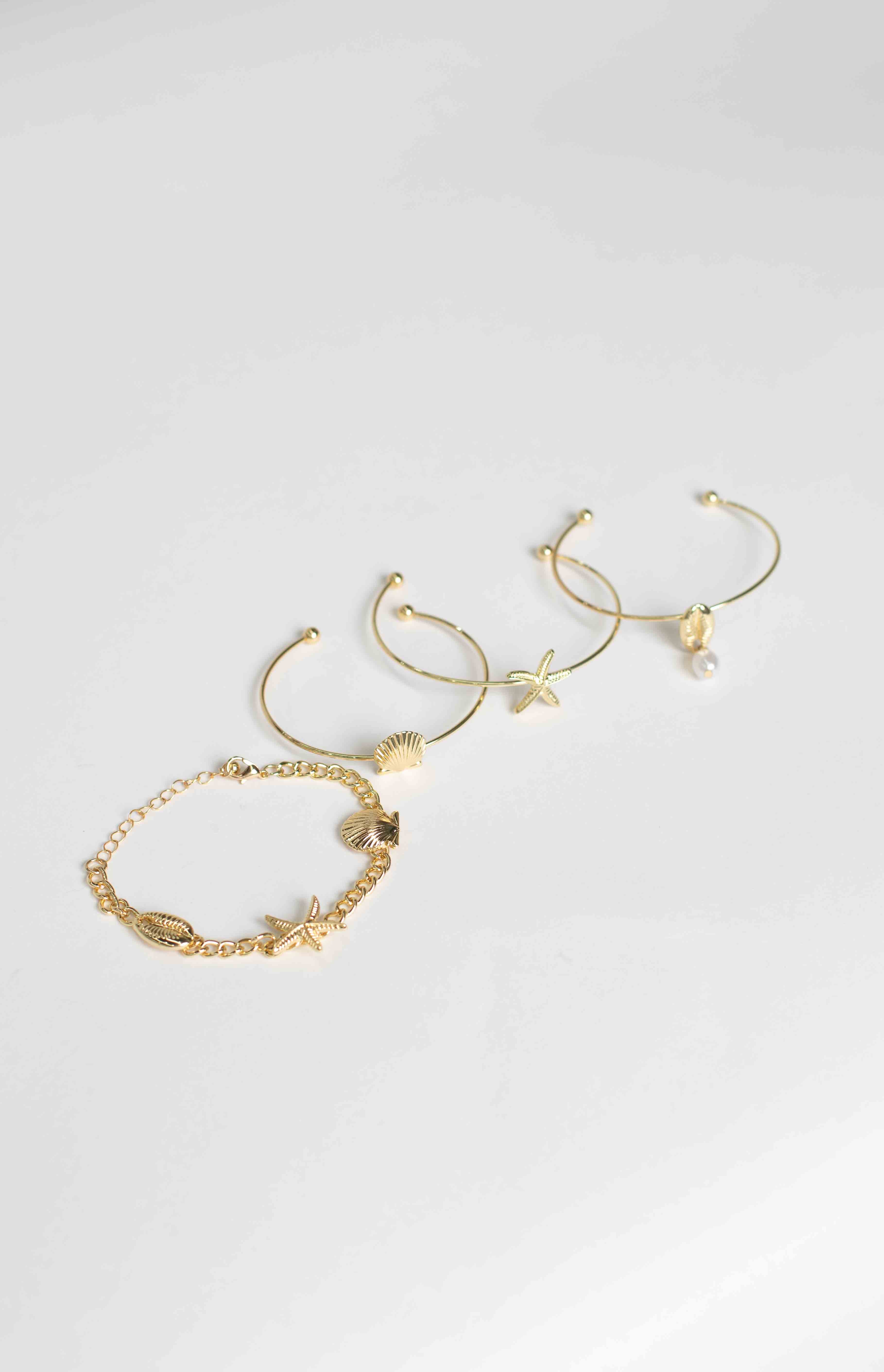Gia Gold Bracelet Set-Vavasi.All Rights Reserved.