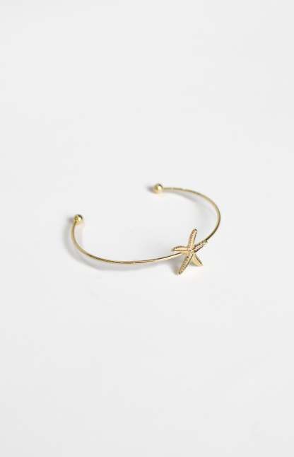 Gia Gold Bracelet Set-Vavasi.All Rights Reserved.