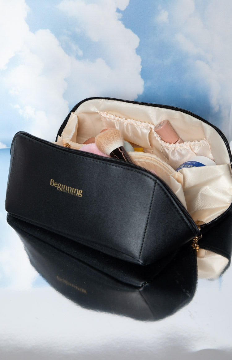 VavasiBlack Zipper Cosmetic Bag-Vavasi.All Rights Reserved.