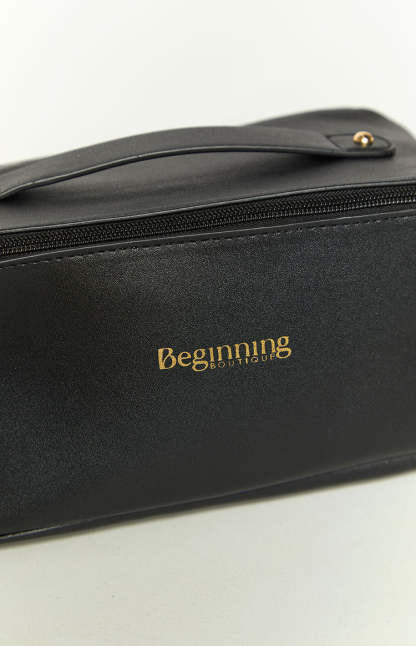 VavasiBlack Zipper Cosmetic Bag-Vavasi.All Rights Reserved.