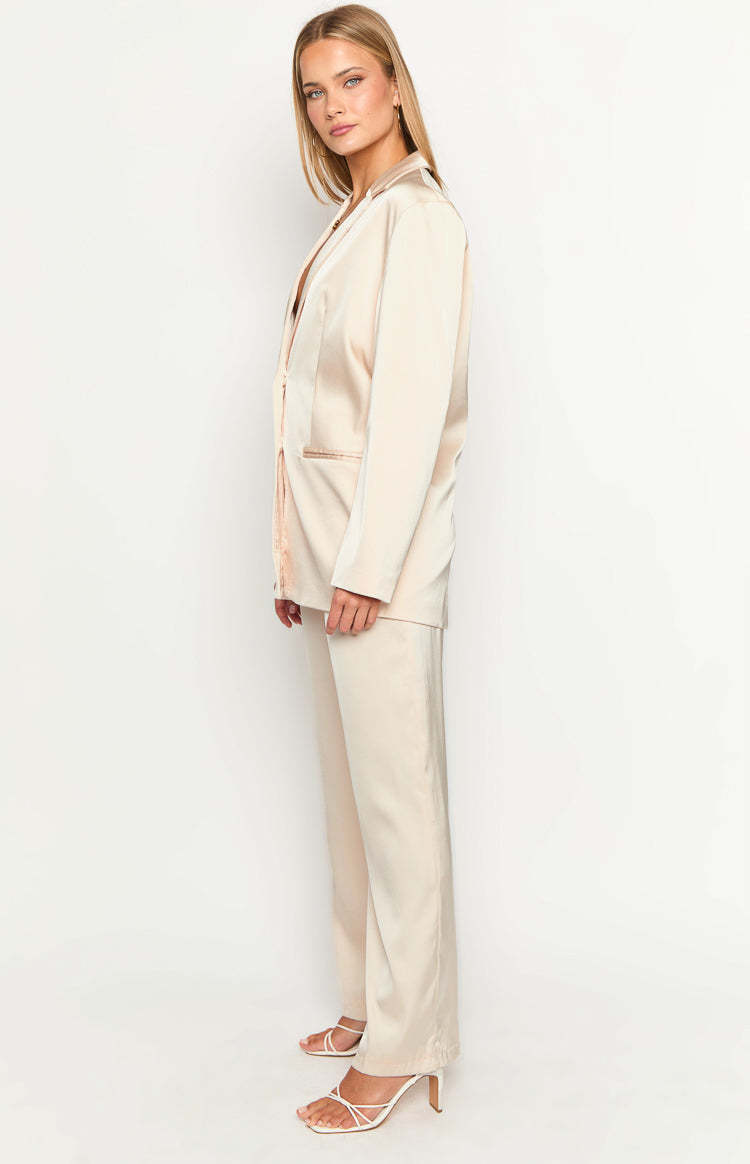 Galantis Cream Satin Blazer-Vavasi.All Rights Reserved.