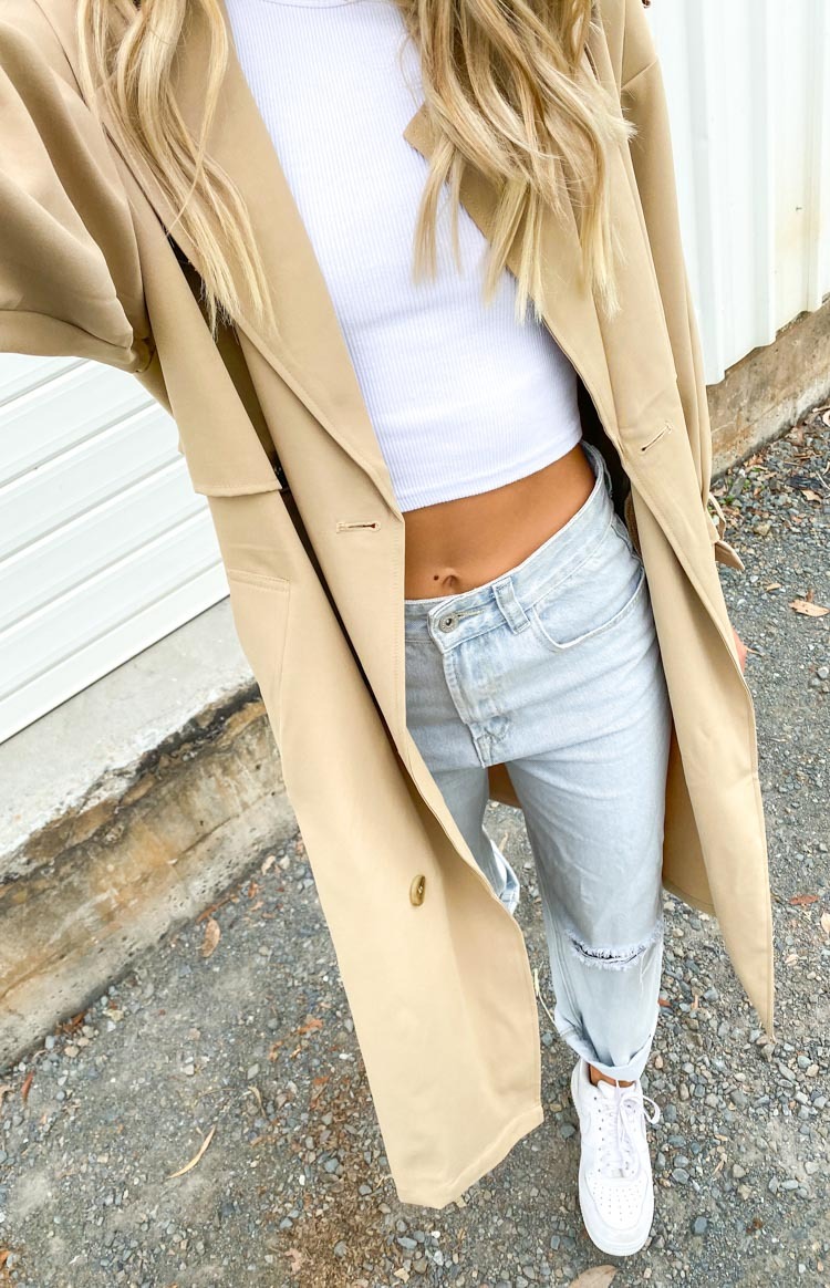 Giselle Beige Trench Coat-Vavasi.All Rights Reserved.