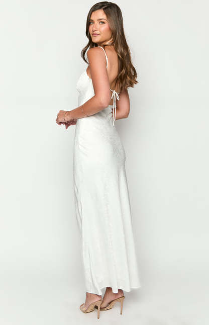 Gloria White Maxi Dress-Vavasi.All Rights Reserved.