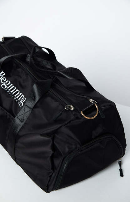 VavasiBlack Gym Bag-Vavasi.All Rights Reserved.