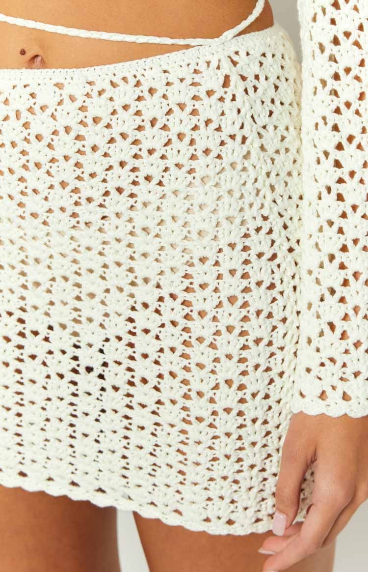 Hadie White Crochet Mini Skirt-Vavasi.All Rights Reserved.