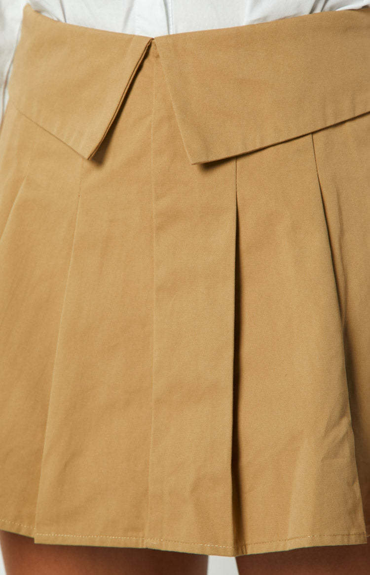 Haylen Tan Pleated Mini Skirt-Vavasi.All Rights Reserved.