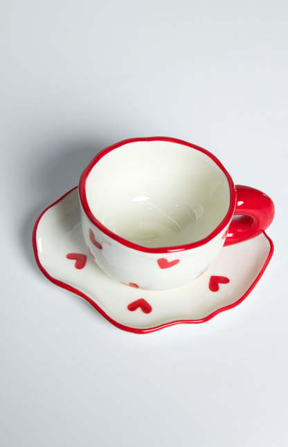 Adore Red Heart Mug Set-Vavasi.All Rights Reserved.