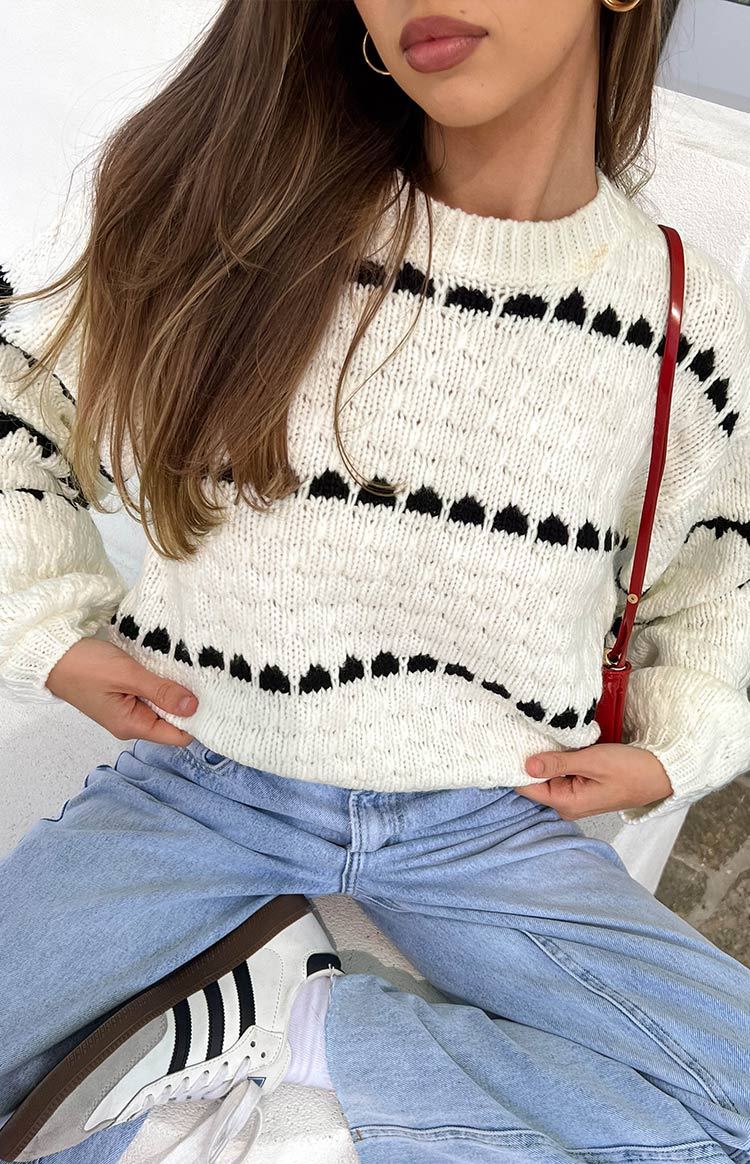 Holly White Heart Stripe Sweater-Vavasi.All Rights Reserved.