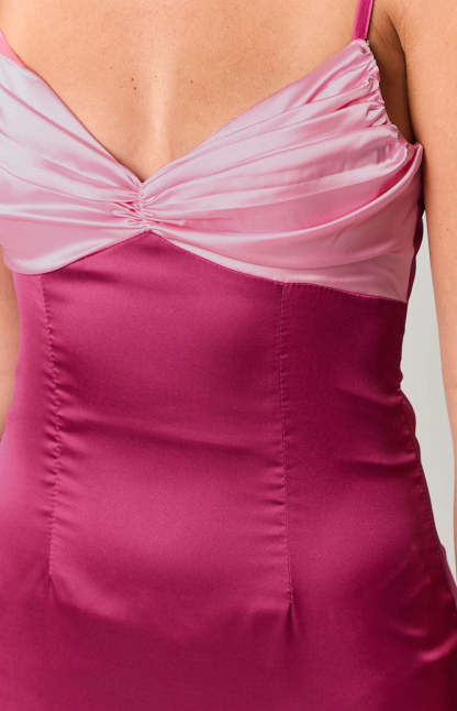 Honey Pink Contrast Mini Dress-Vavasi.All Rights Reserved.
