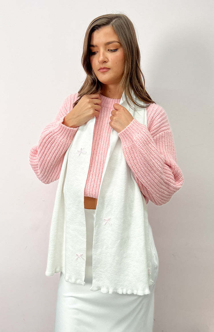 Izzy White Knitted Bow Scarf-Vavasi.All Rights Reserved.