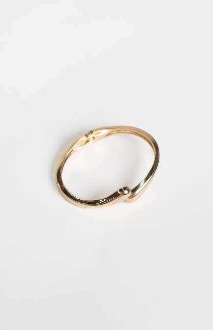 Juno Gold Cuff Bracelet-Vavasi.All Rights Reserved.