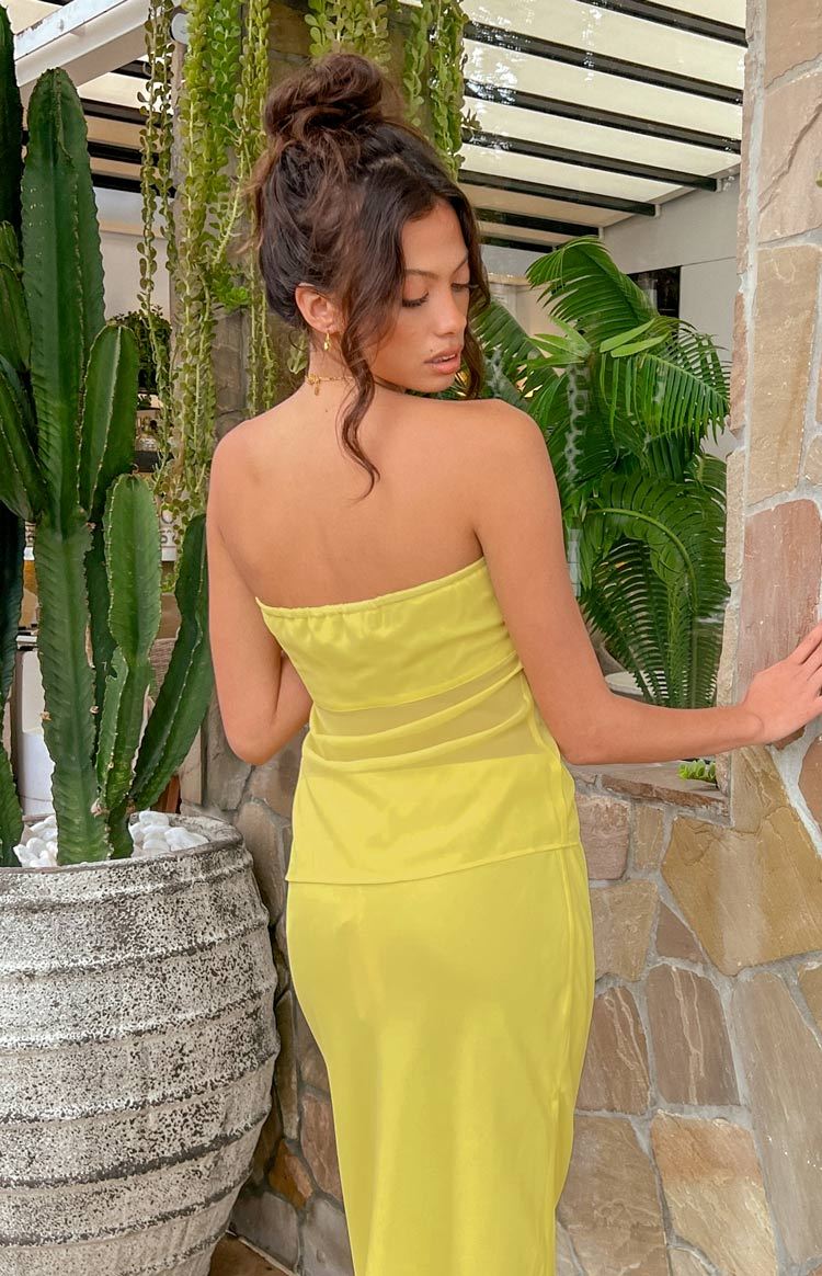 Jacqulin Yellow Strapless Top-Vavasi.All Rights Reserved.