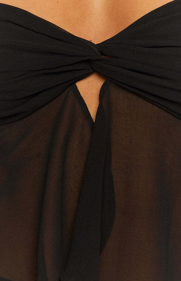 Jacqulin Black Strapless Top-Vavasi.All Rights Reserved.
