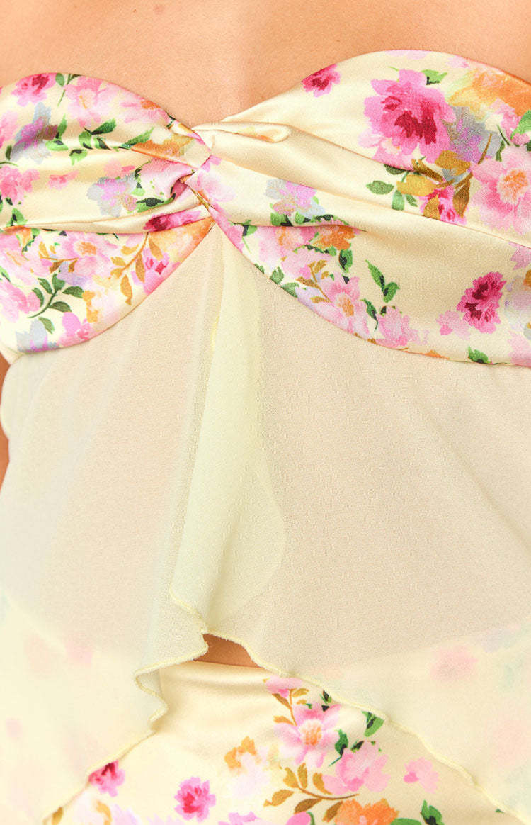 Jacqulin Yellow Bloom Strapless Top-Vavasi.All Rights Reserved.