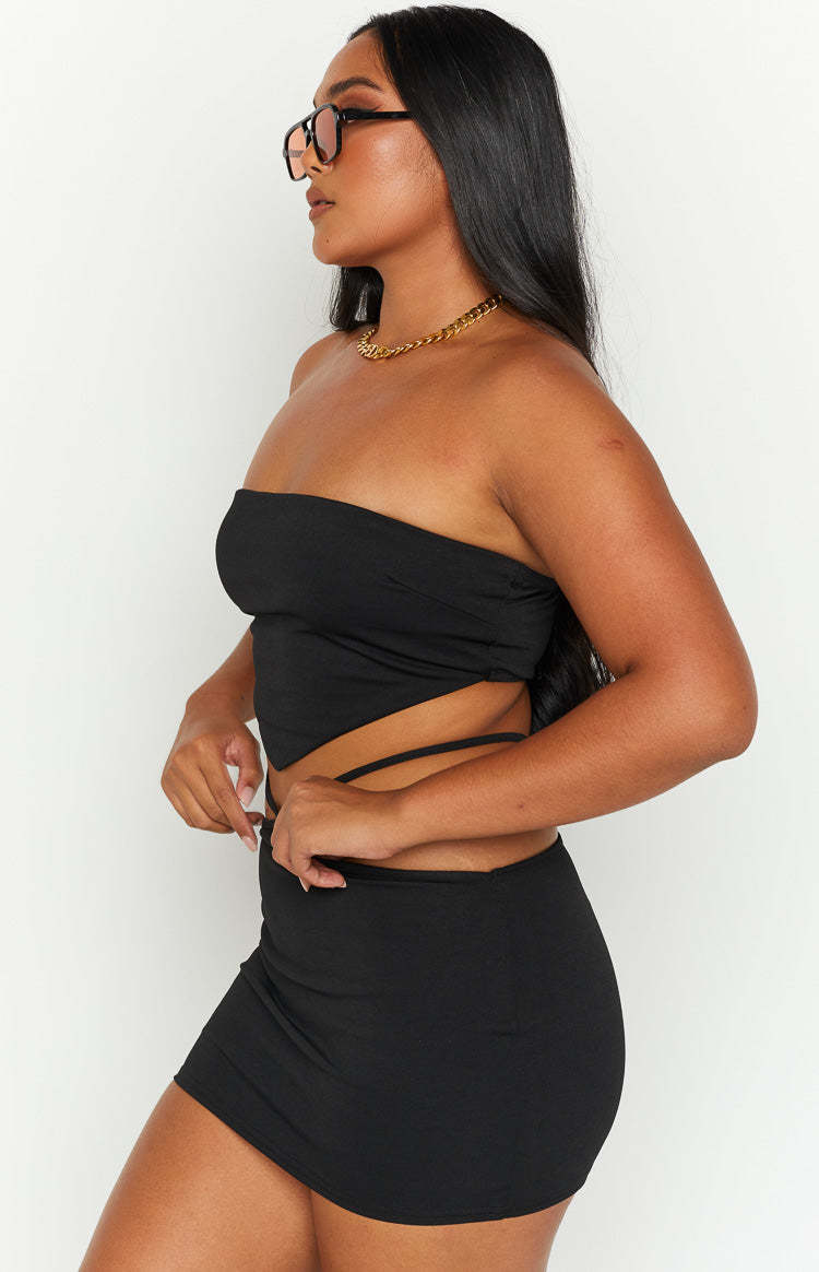 Jhai Black Bandana Top-Vavasi.All Rights Reserved.