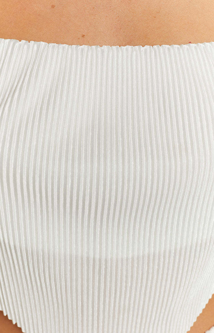 Jordan White Top-Vavasi.All Rights Reserved.