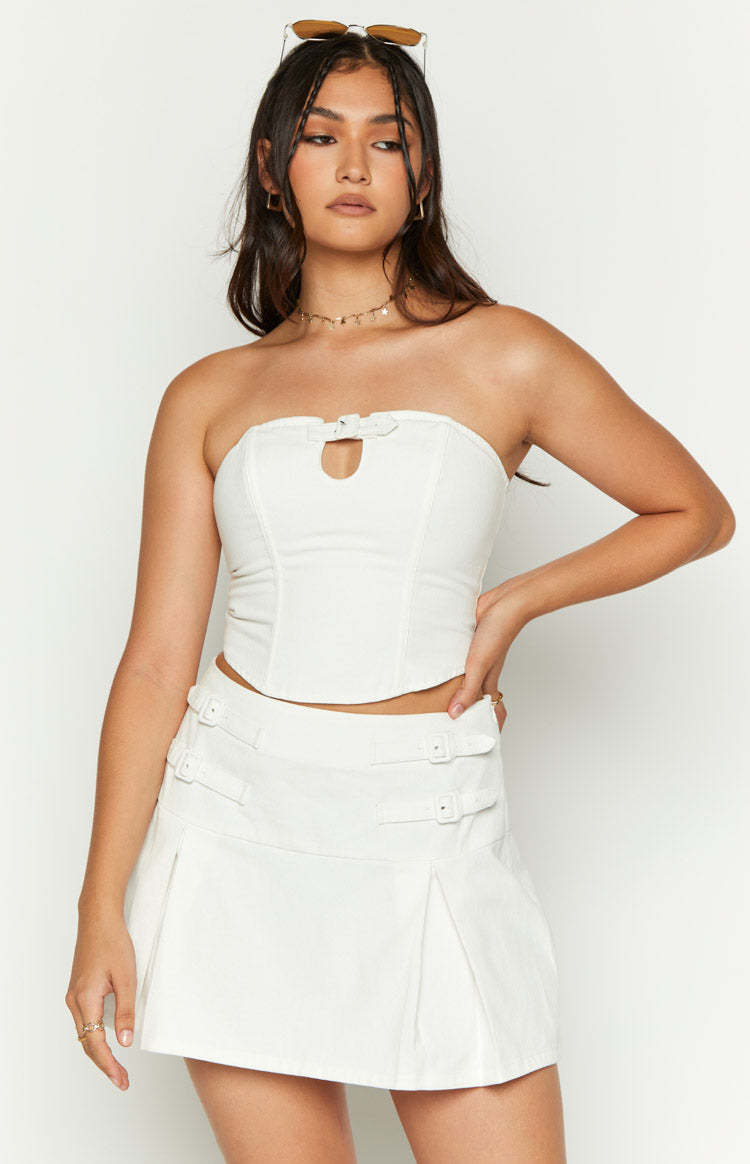 Karlee White Buckle Strapless Top-Vavasi.All Rights Reserved.