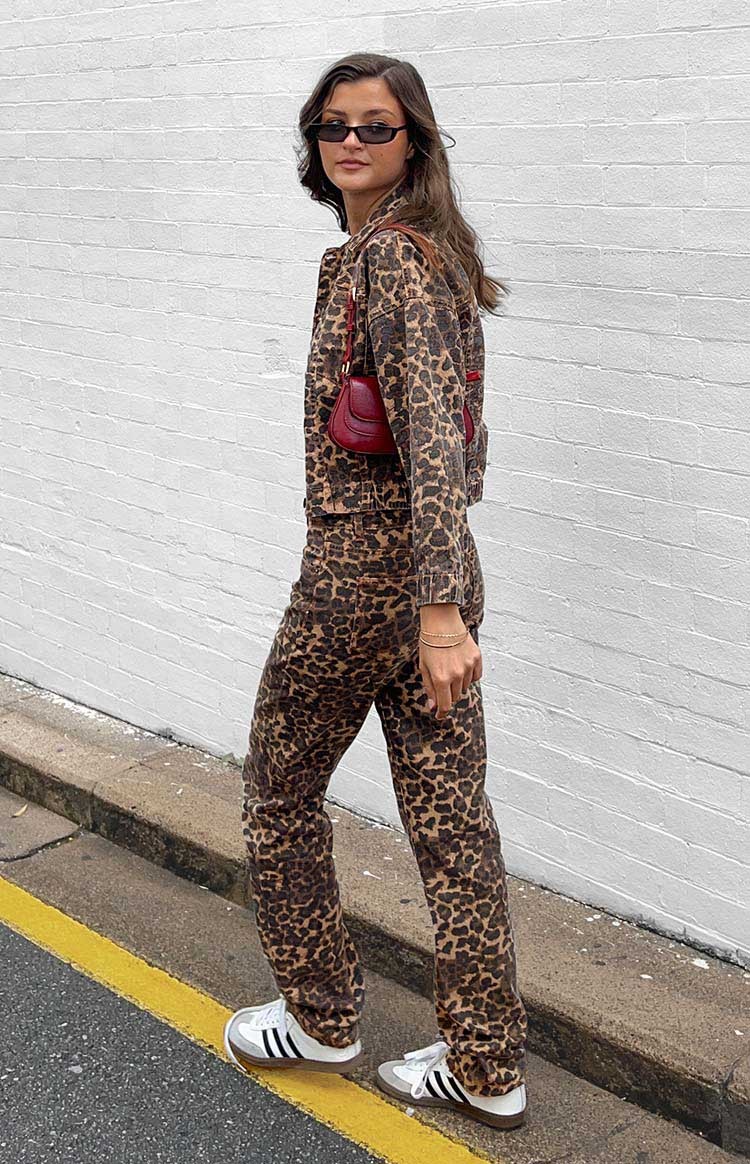 Lioness Carmela Leopard Print Straight Leg Jeans-Vavasi.All Rights Reserved.