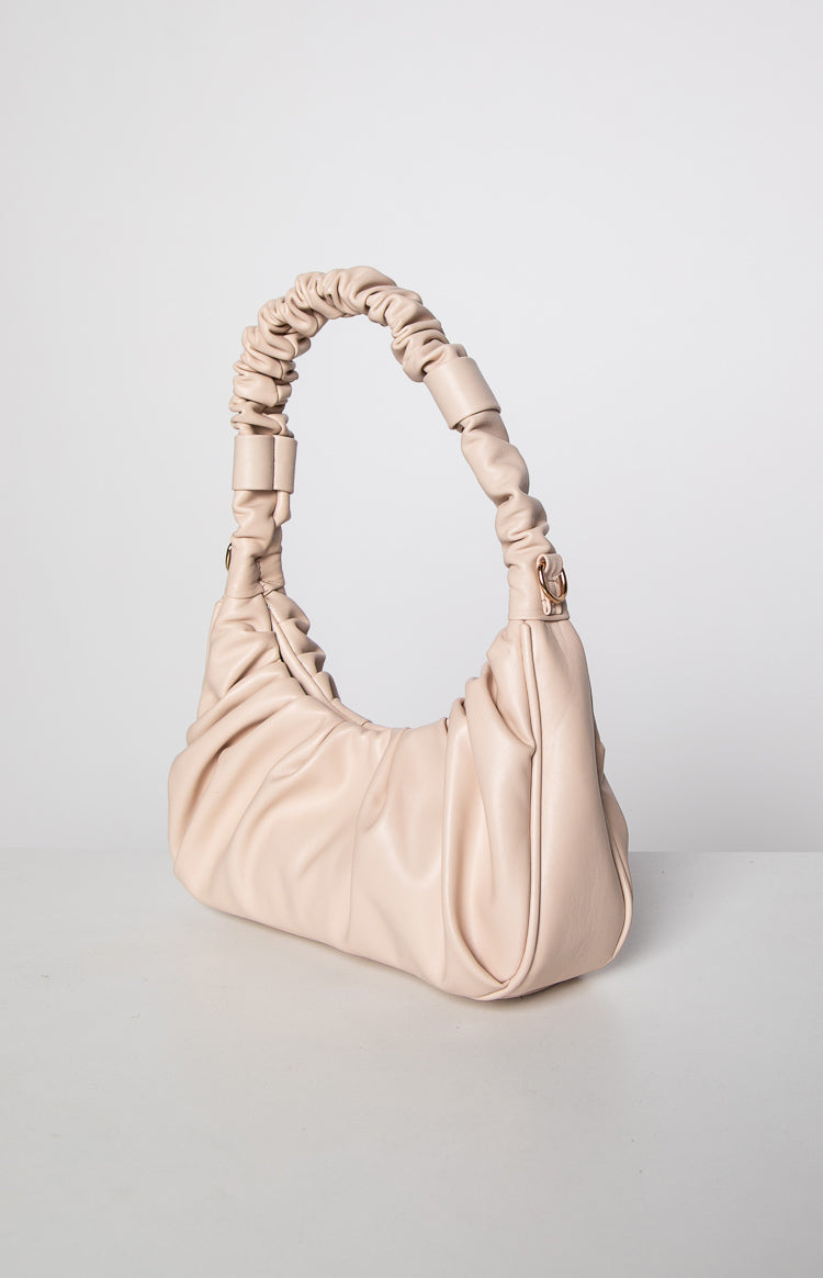 Lizzi Cream Handbag-Vavasi.All Rights Reserved.