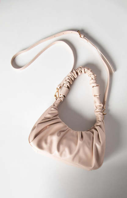 Lizzi Cream Handbag-Vavasi.All Rights Reserved.