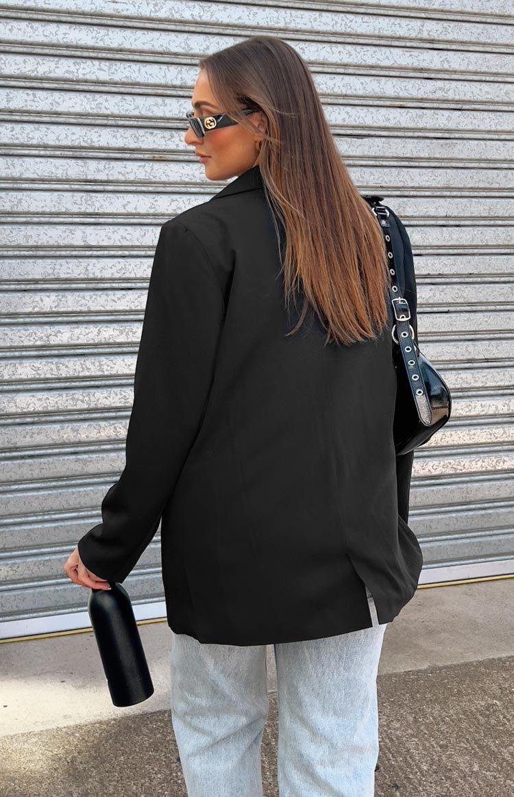Logan Black Oversized Blazer-Vavasi.All Rights Reserved.