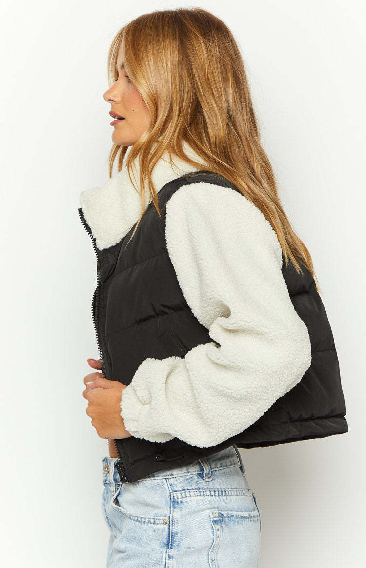 Maelle Black Sherpa Puffer Jacket-Vavasi.All Rights Reserved.