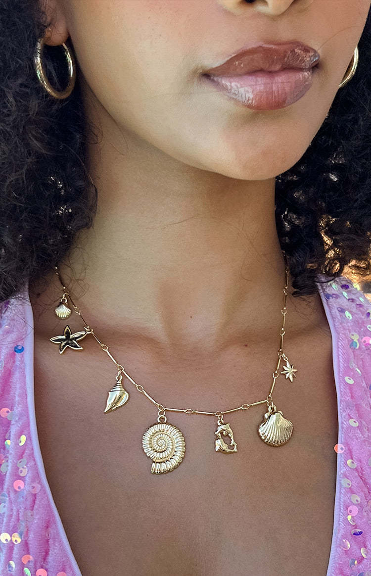 Myra Gold Pendant Necklace-Vavasi.All Rights Reserved.