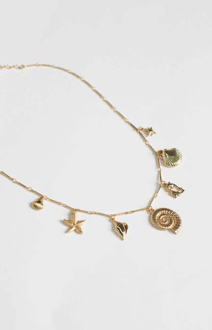 Myra Gold Pendant Necklace-Vavasi.All Rights Reserved.